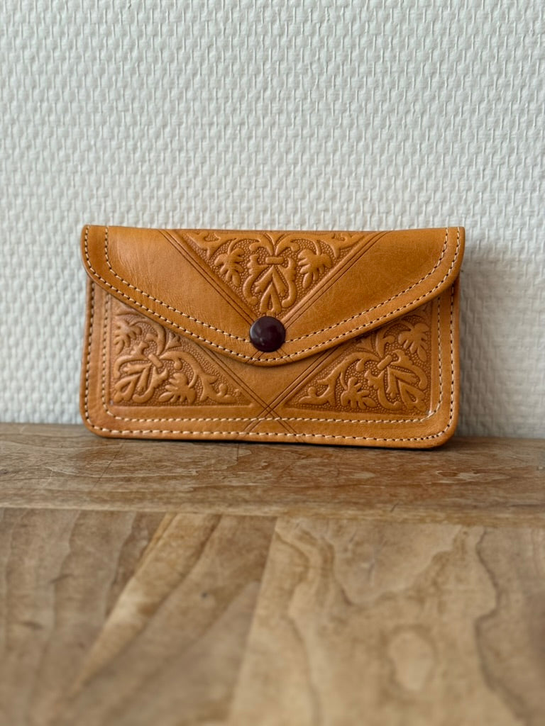 Handgemaakte leren portemonnee uit Marrakech bruin